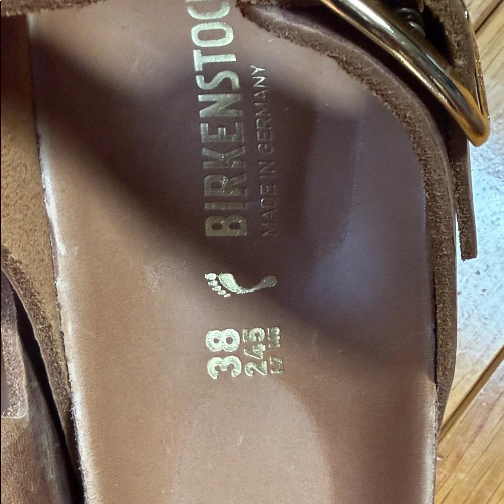 Birkenstock Arizona Sandals in Brown with Gold Buckles - Picture 6 of 6